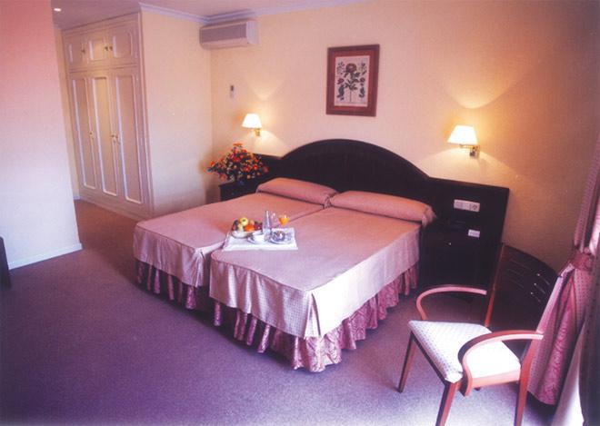 Hotel Trafalgar Jerez de la Frontera Kamer foto